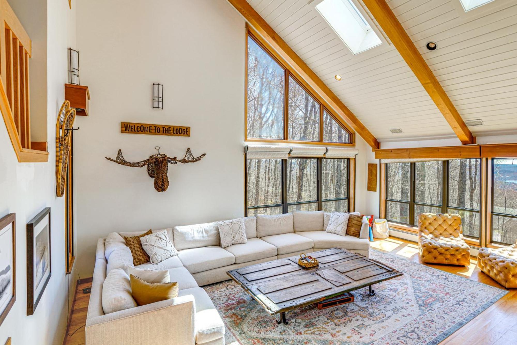 Wilmington Retreat With Deck, Lake Views And Game Room Buitenkant foto