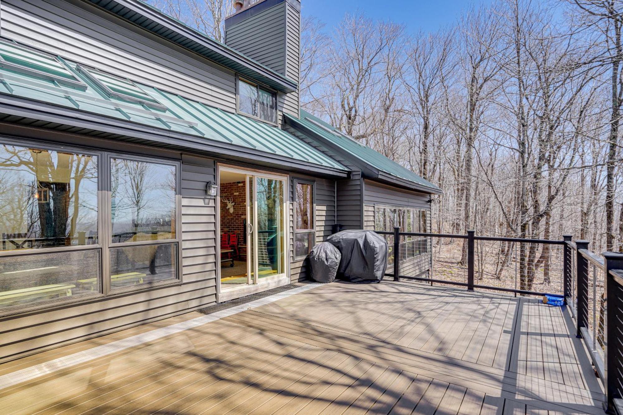 Wilmington Retreat With Deck, Lake Views And Game Room Buitenkant foto